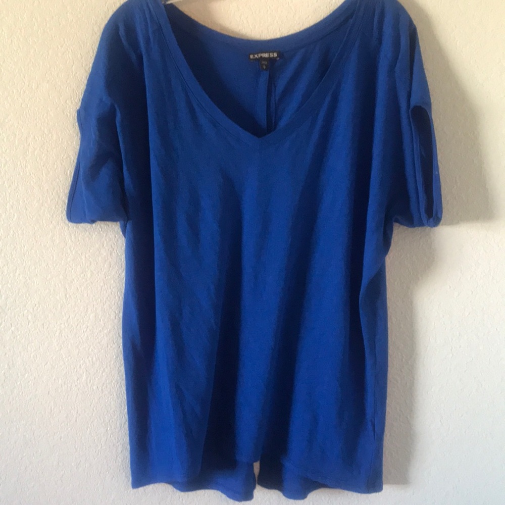 Express Blue Button Back Top - Picture 2 of 4
